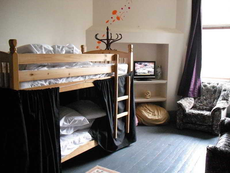 Art Roch Hostel Édimbourg Extérieur photo
